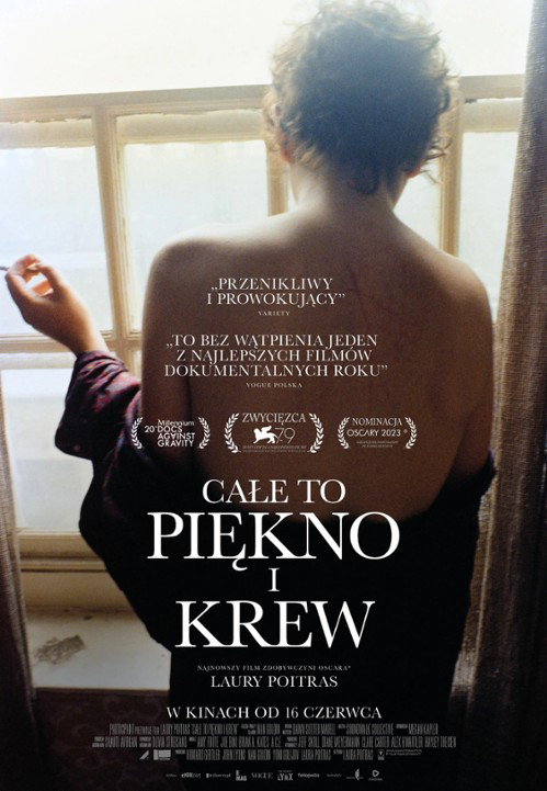 Oficjalny plakat do filmu "Całe to piękno i krew"
