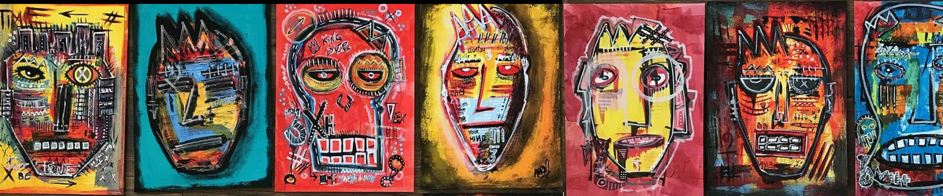 Na grafice obrazy artysty. Zestaw kolorowych, abstrakcyjnych masek ułożonych w rzędzie. 