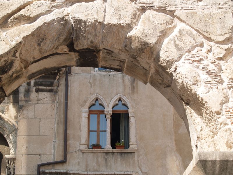 Chorwacja, wyspa Vis, okno rzymskie, Fot. Beata Przybyszewska